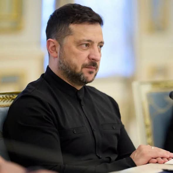 Ukraine : au moins 13 morts après une vaste offensive aérienne russe, Zelensky appelle à renforcer la défense du pays