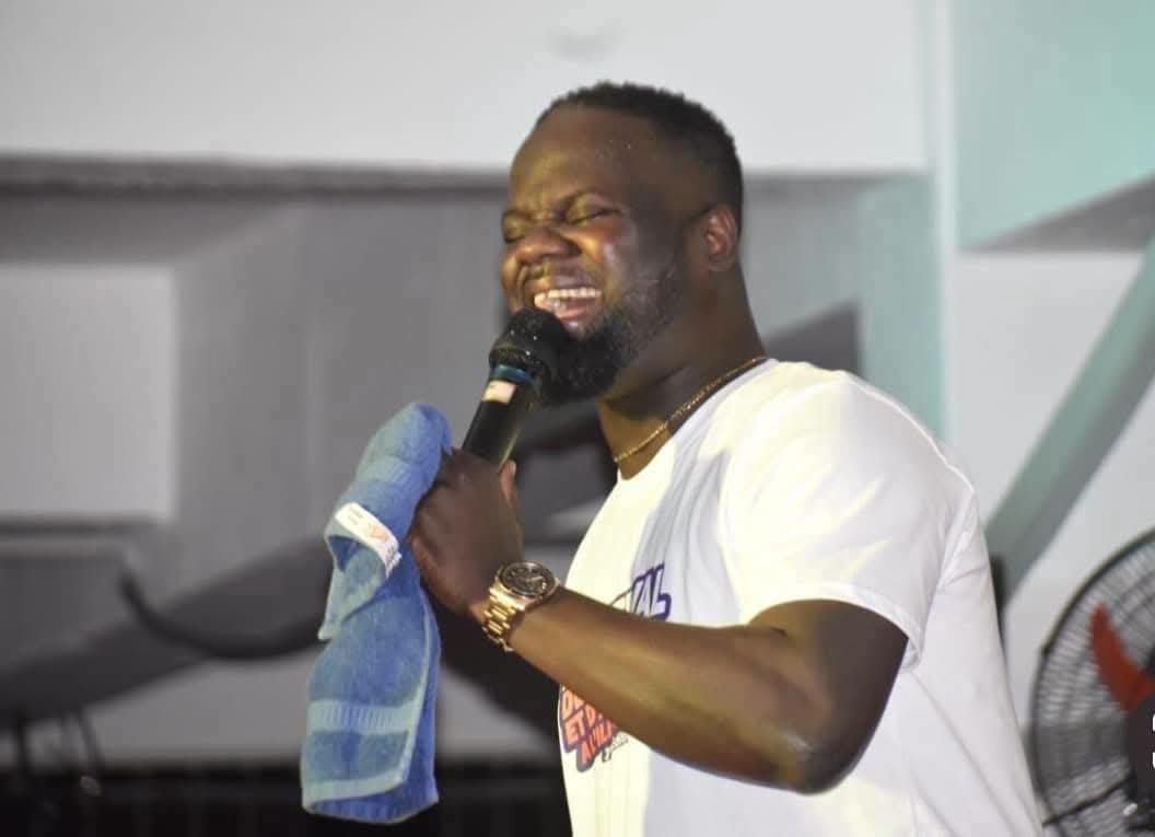 Côte d'Ivoire : le chantre Excell appelle MAA BIO à se tourner vers Dieu et l'invite à son concert du 2 août