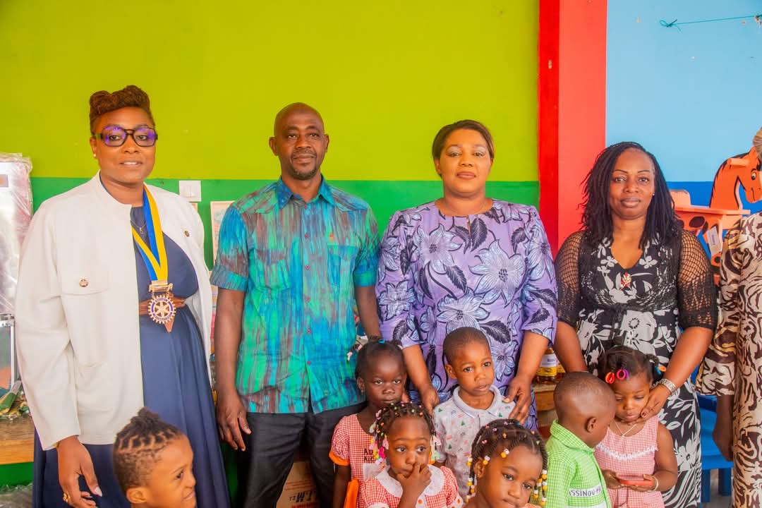 Côte d'Ivoire : le Rotary Club Abidjan Treichville apporte un appui matériel au Centre Social de Treichville