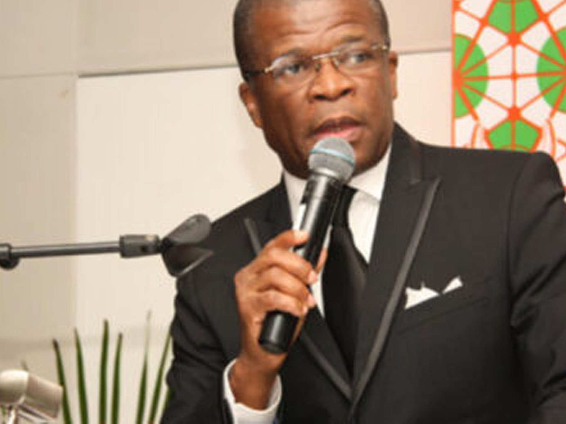 CÔTE D’IVOIRE : Yves Zogbo Junior, nommé Président du Comité de Normalisation de l’Africa Sport national