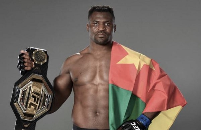 FRANCIS NGANNOU : L’HOMME LE PLUS FORT DU MONDE EST CAMEROUNAIS