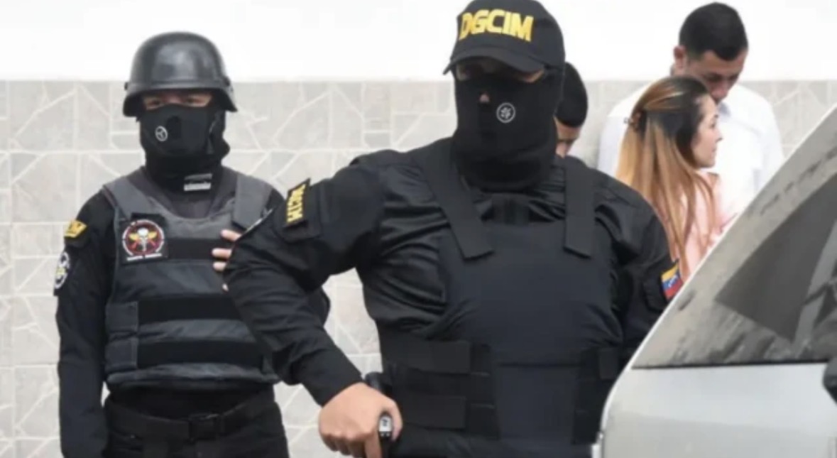 Le temps où les loups se dévorent entre eux