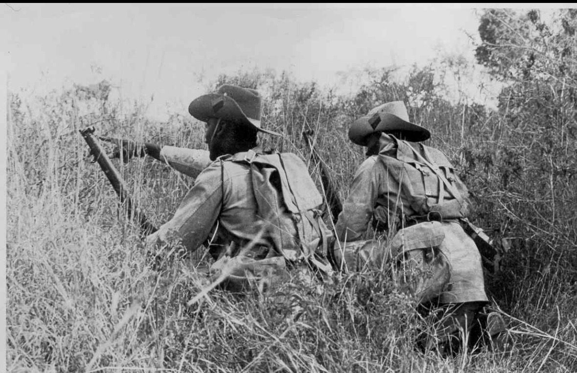 Qui a le droit d’écrire l’histoire du Mau Mau ?: la mémoire coloniale, le pouvoir des archives et la parole africaine confisquée